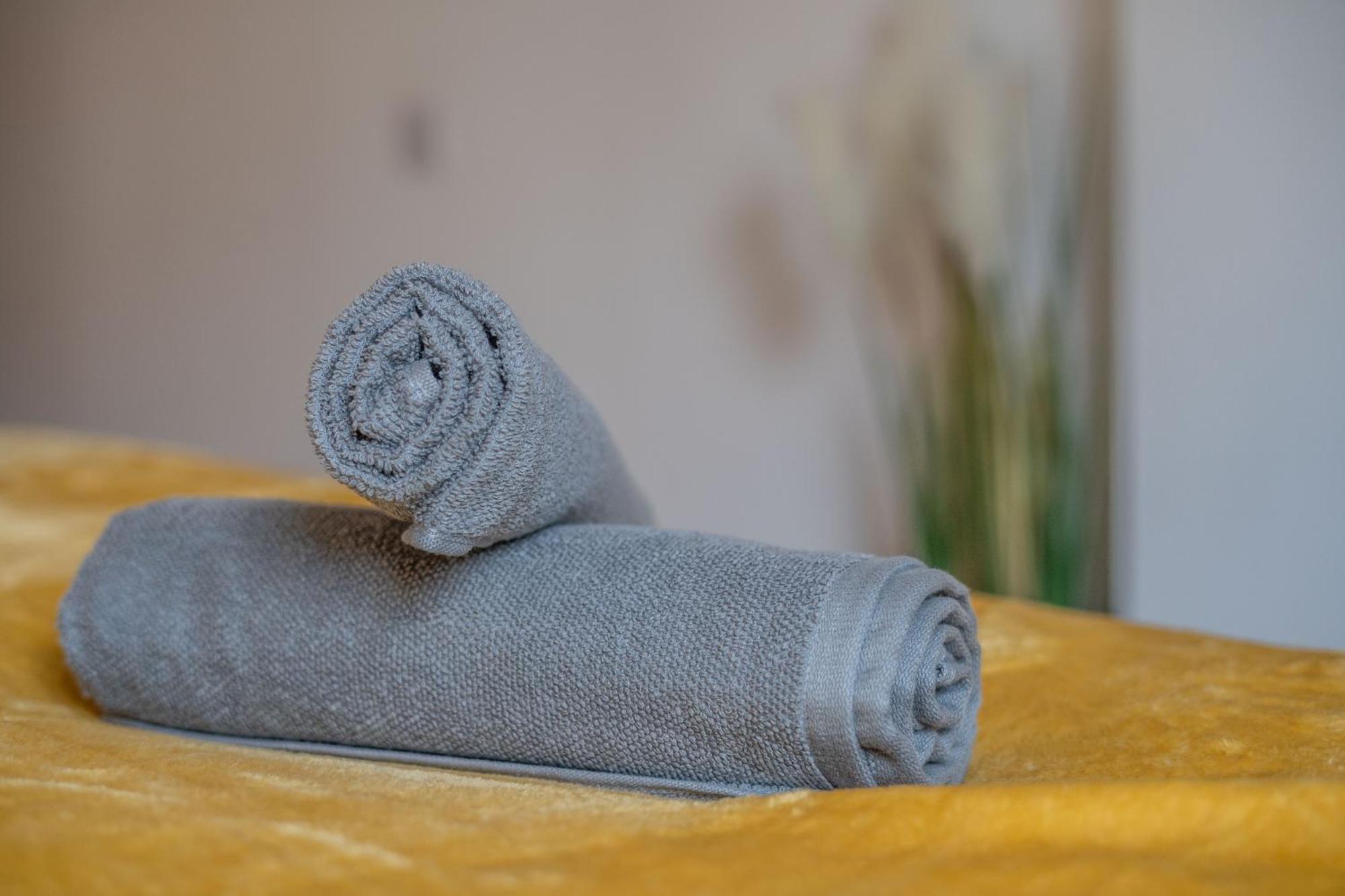 Central Suite Near Mailbox, King Bed, Ping Pong, Netflix, Sleeps 4 Birmingham Ngoại thất bức ảnh