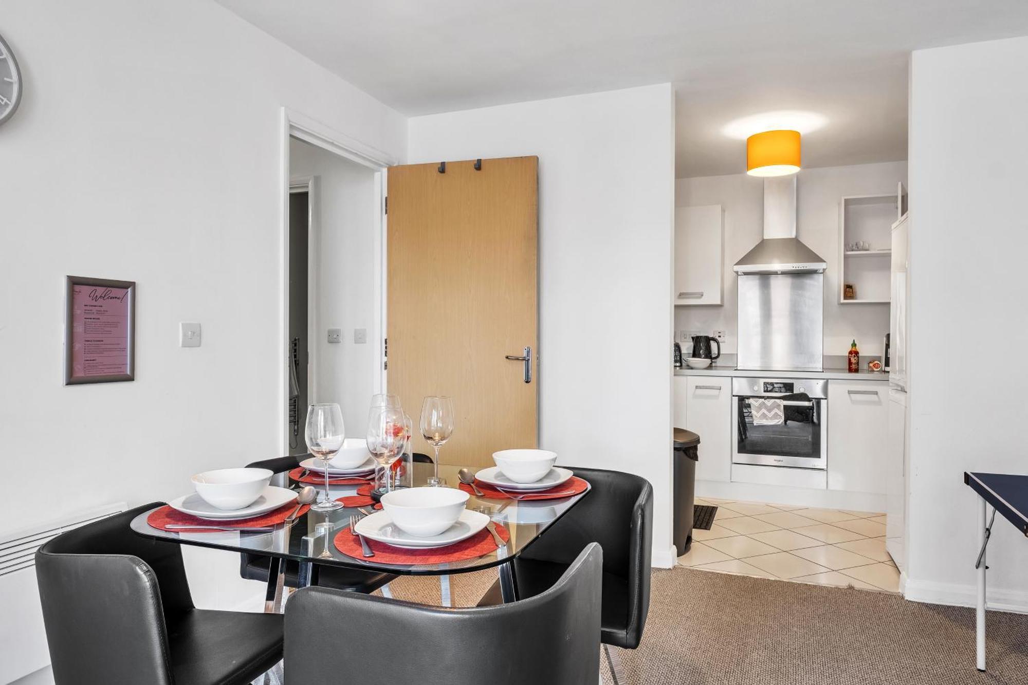 Central Suite Near Mailbox, King Bed, Ping Pong, Netflix, Sleeps 4 Birmingham Ngoại thất bức ảnh